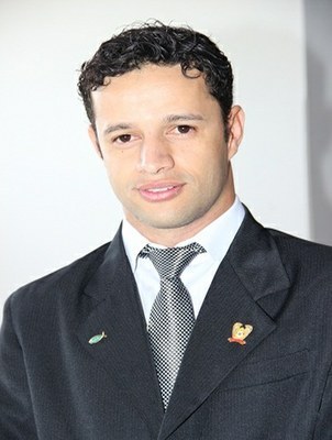 Flávio Colares